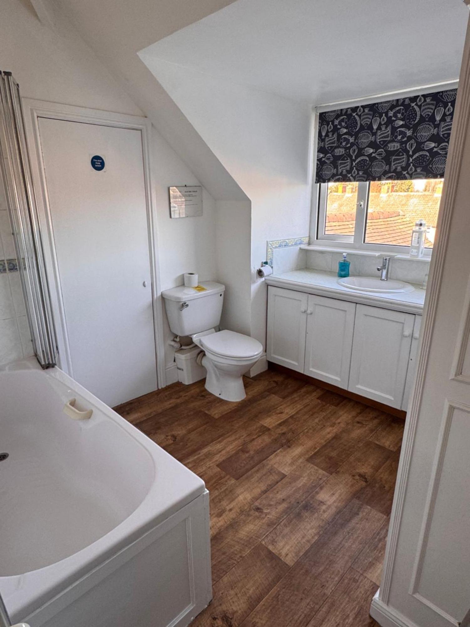 Charnwood Regency Guest House Loughborough Exterior photo