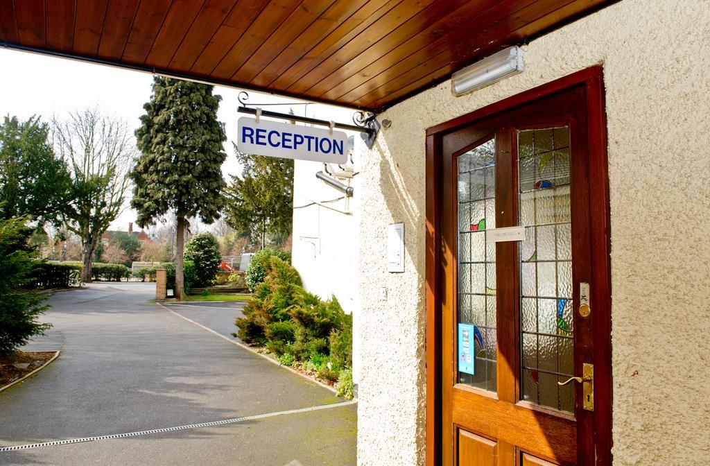 Charnwood Regency Guest House Loughborough Exterior photo