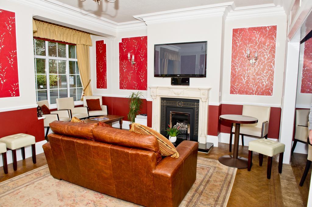 Charnwood Regency Guest House Loughborough Exterior photo
